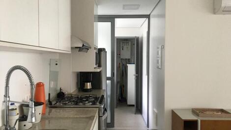 Apartamento pé na areia no módulo 5, na Riviera de São Lourenço.