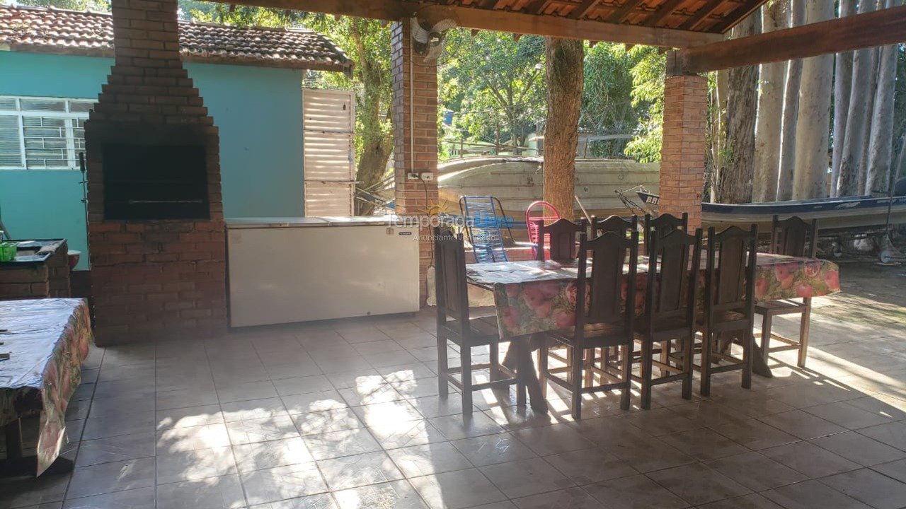Chácara / sítio para aluguel de temporada em Castilho (Bairro Pontal Rio Paranazao)