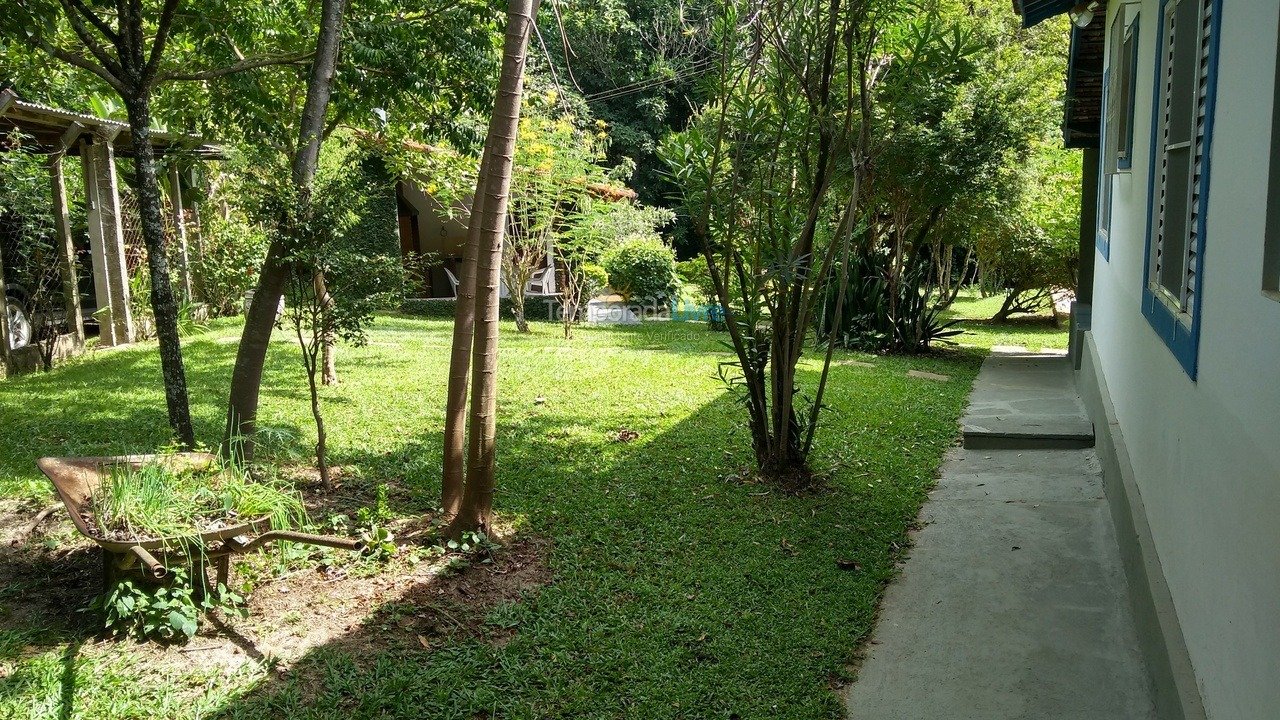 Chácara / sítio para aluguel de temporada em Santa Rita do Passa Quatro (Santa Cruz da Estrela)