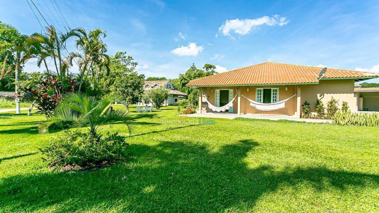 Casa para aluguel de temporada em Florianopolis (Vargem Grande)