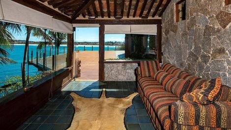 Buz045 - Villa de luxo com linda vista do mar em Búzios