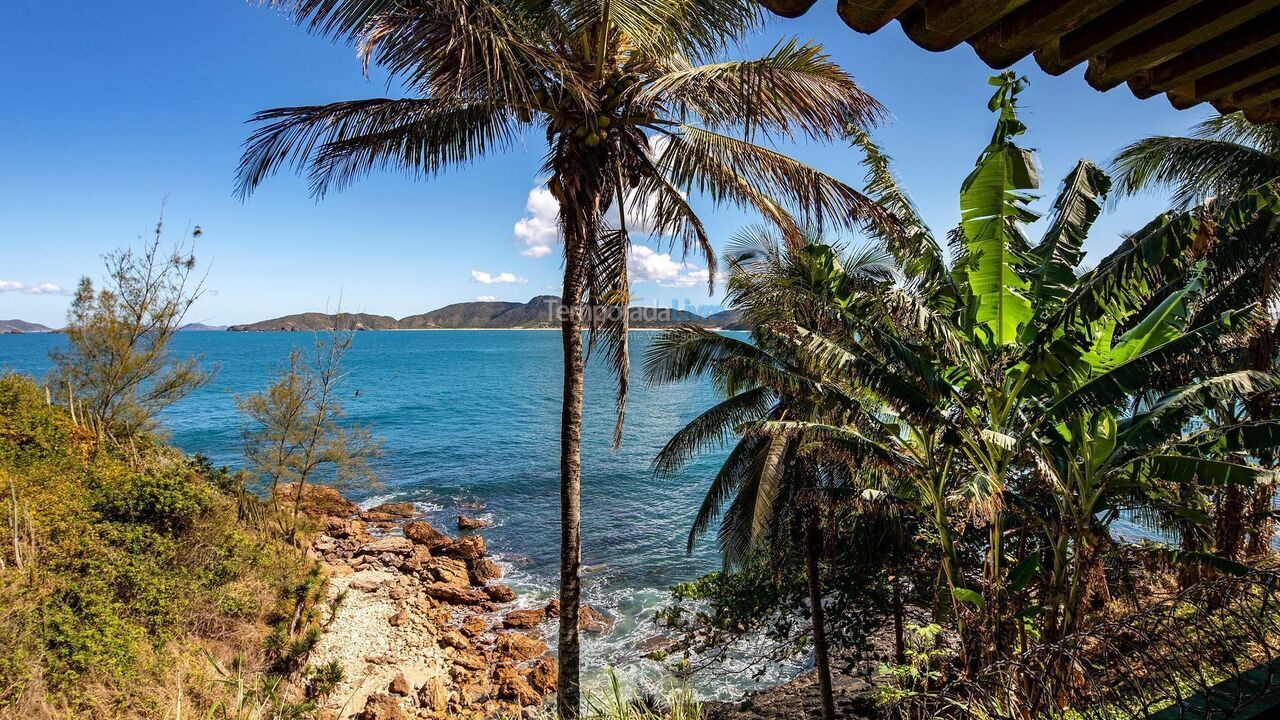 Casa para aluguel de temporada em Armação dos Búzios (Praia da Ferradura)