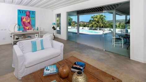 Buz027 - Hermosa casa con 5 suites y piscina en Búzios