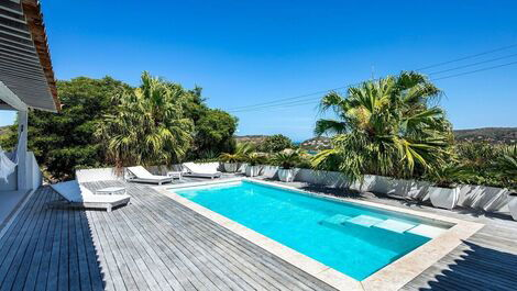 Buz027 - Hermosa casa con 5 suites y piscina en Búzios