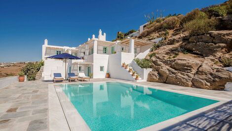 Cyc019 - Villa, authentic Greek architecture, Mykonos