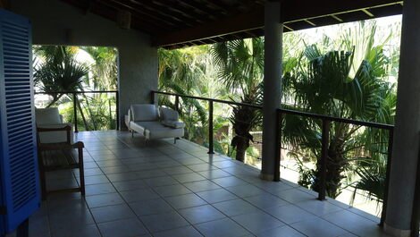 JUQUEHY - BEAUTIFUL AND LARGE SOBRADO WITH 5 BEDROOMS AND PRIVATE POOL