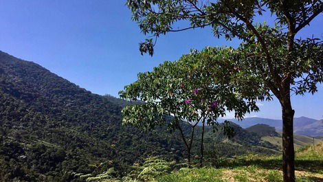 Rancho da Montanha, cachoeira, internet p trabalho