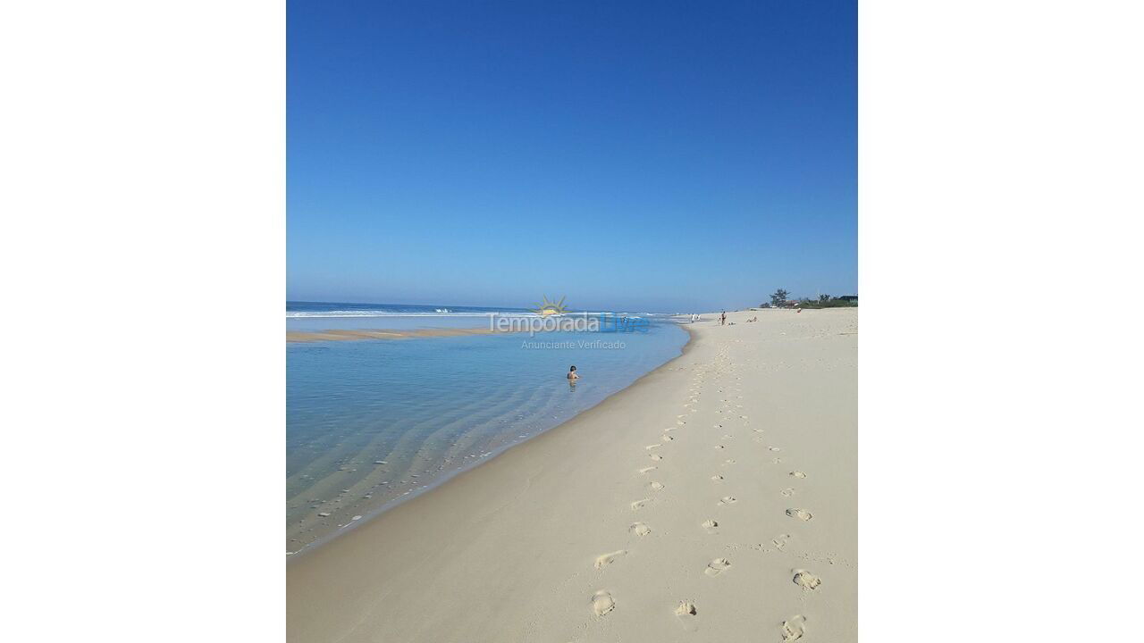 Casa para alquiler de vacaciones em Maricá (Cordeirinho)