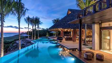 Ptm010 - Luxury sea front villa with pool in Punta Mita