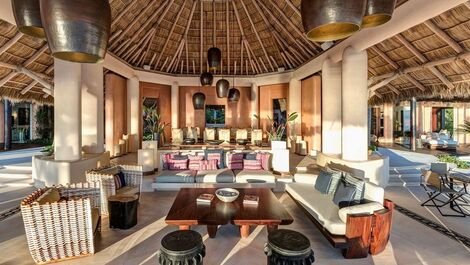 Ptm001 - Luxury beachfront villa with 9 suites in Punta Mita