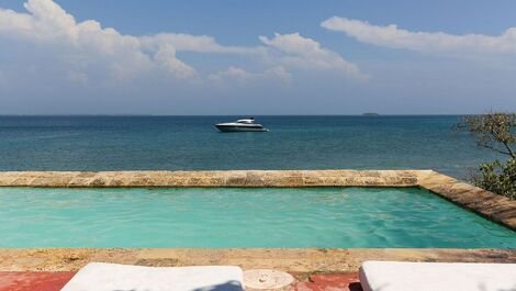 Car031 - Exceptional house with pool in the Rosario Islands