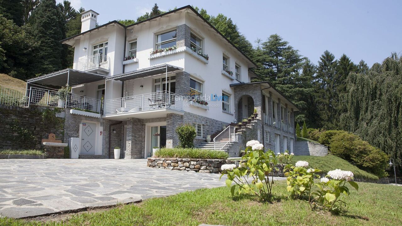 Casa para aluguel de temporada em Piedmont (Baveno)