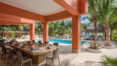 Tul003 - Beautiful beachfront villa with large pool in Tulum
