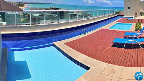 Cobertura com piscina com vista para o mar de jatiúca.