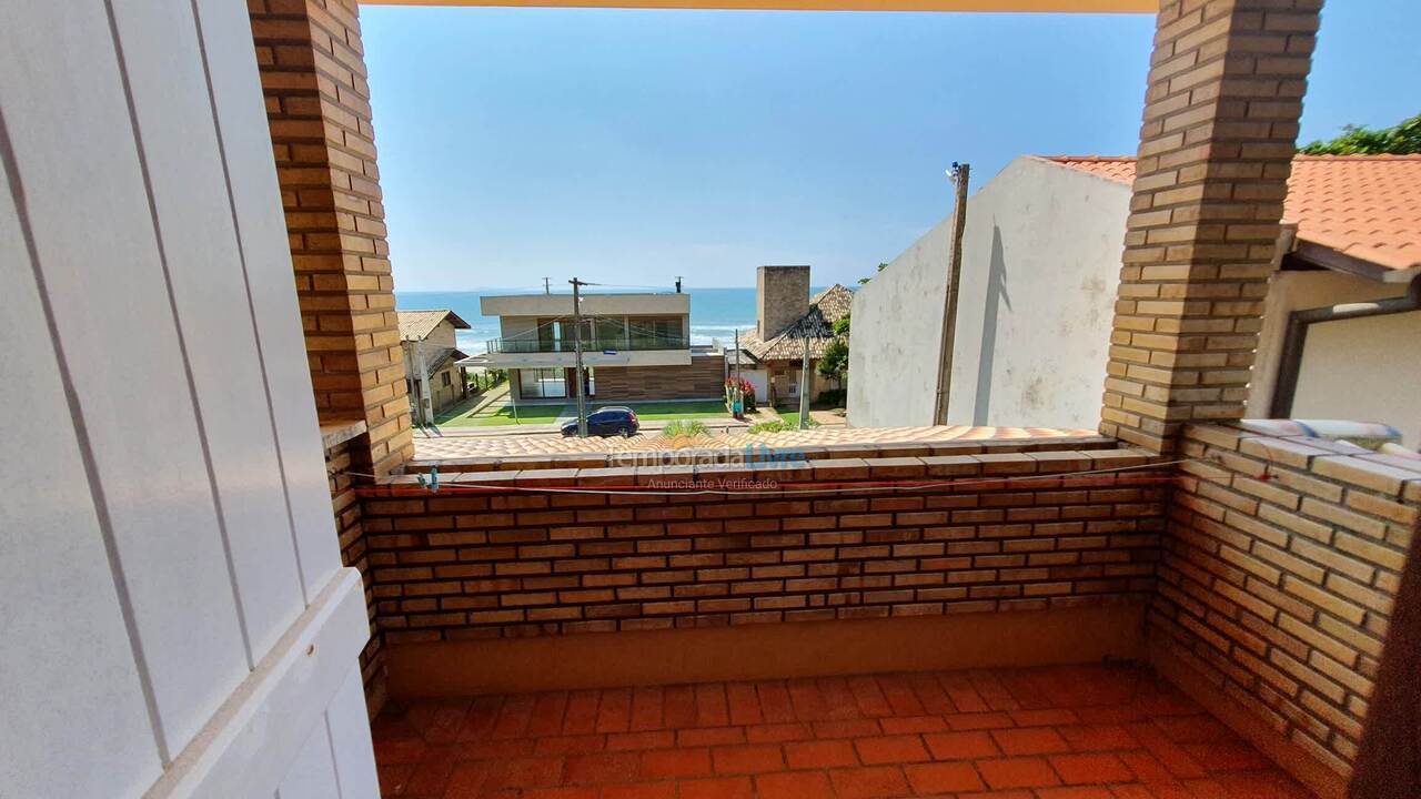 Casa para aluguel de temporada em Garopaba (Morrinhos)