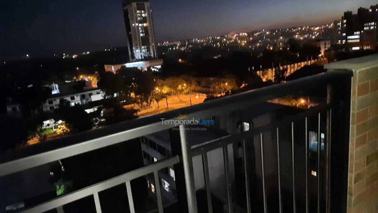 Apartamento para aluguel de temporada em Foz do Iguaçu (Centro)