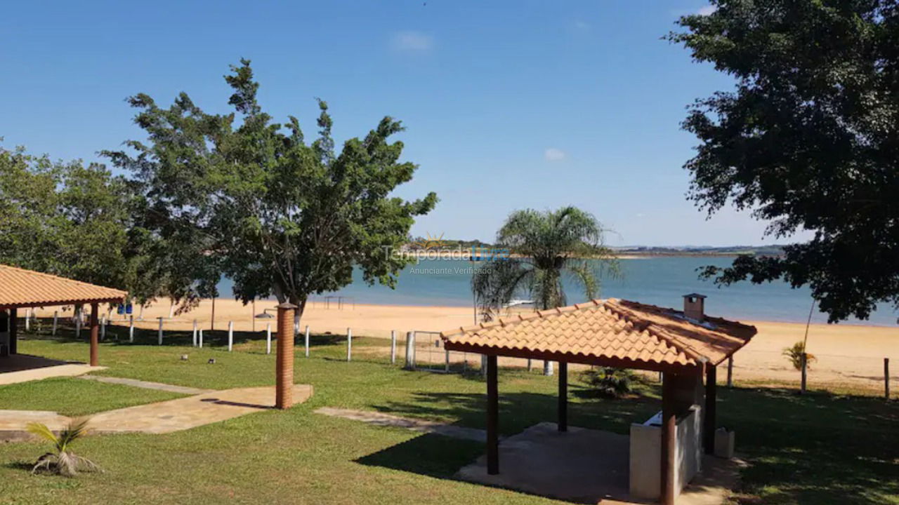 House for vacation rental in Avaré (Condominio Barravento)