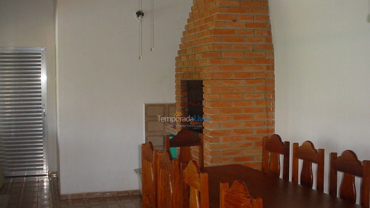 Granja para alquiler de vacaciones em Piracaia (Canedos)