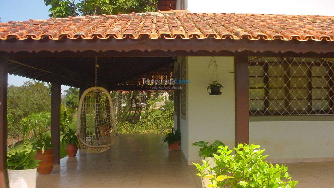 Granja para alquiler de vacaciones em Piracaia (Canedos)