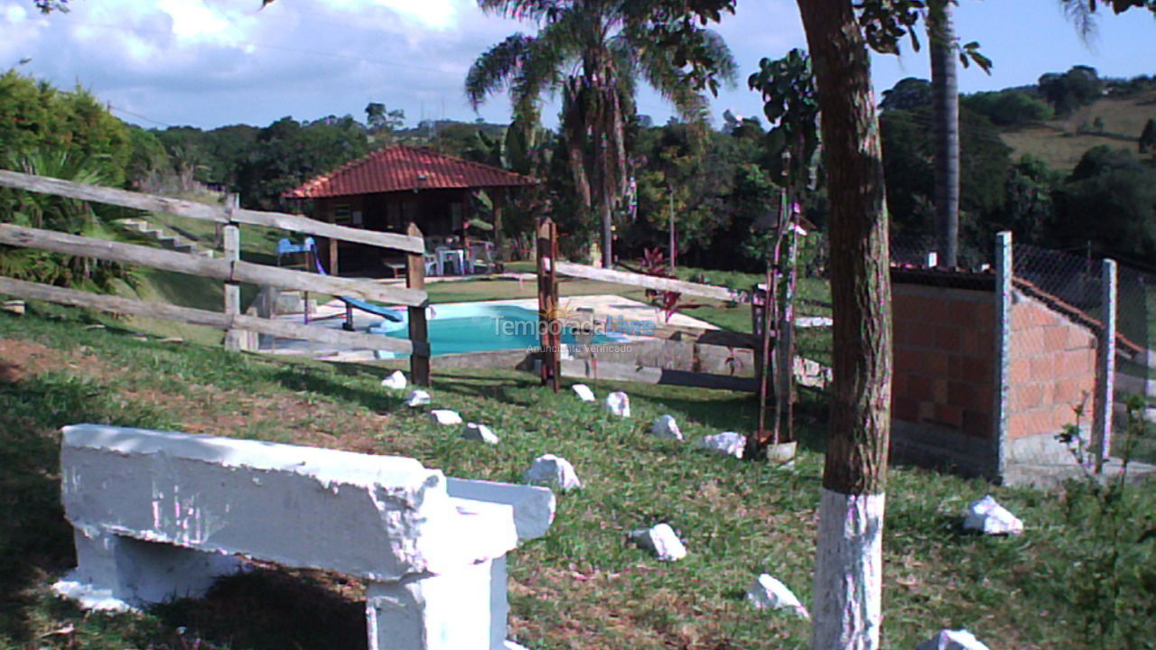 Granja para alquiler de vacaciones em Bragança Paulista (Boa Vista dos Silvas)