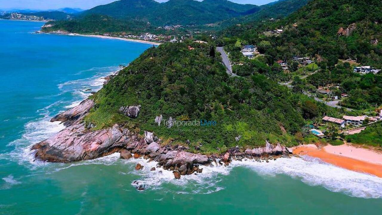 Casa para alquiler de vacaciones em Balneário Camboriú (Praia do Estaleirinho)