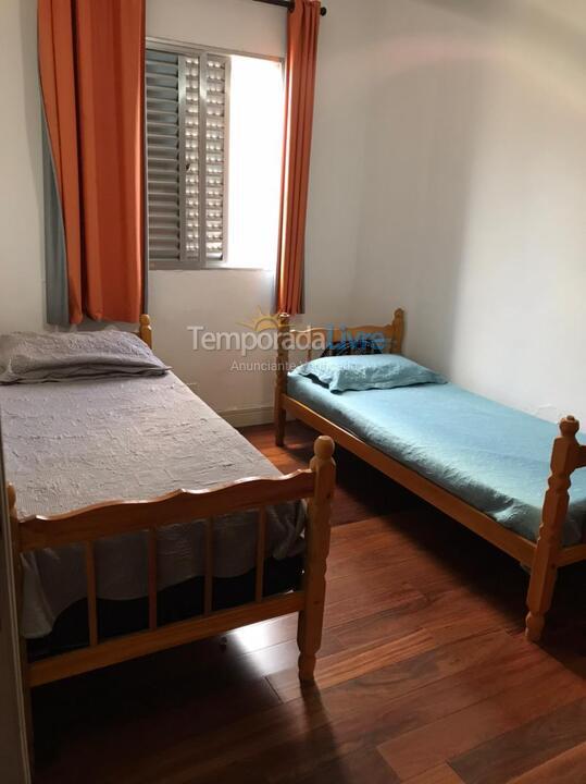 Apartamento para aluguel de temporada em Guarujá (Jardim Las Palmas)