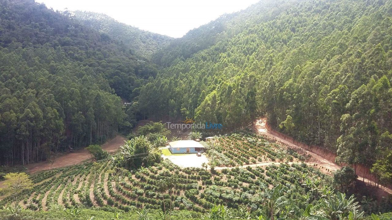 Granja para alquiler de vacaciones em Domingos Martins (Rio Ponte Domingos Martins)