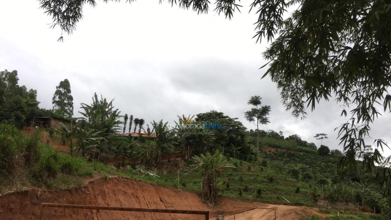 Granja para alquiler de vacaciones em Domingos Martins (Rio Ponte Domingos Martins)