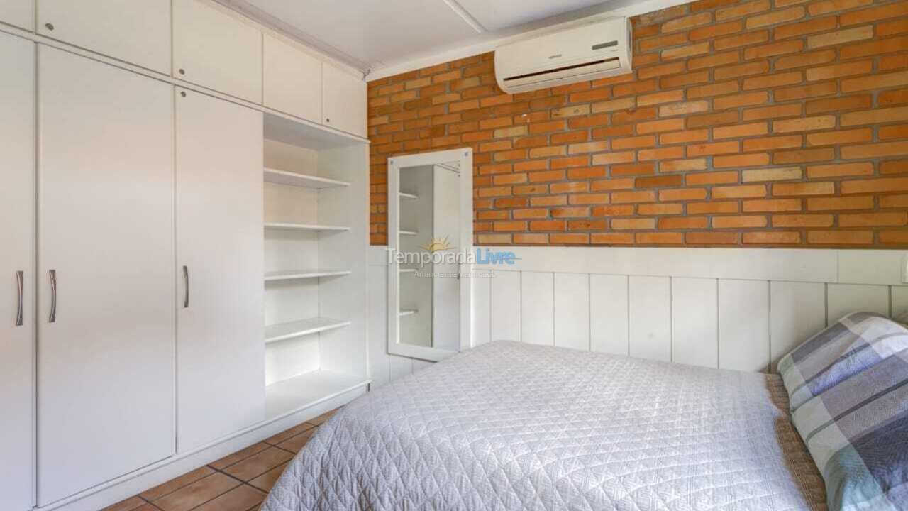 Casa para alquiler de vacaciones em Florianópolis (Cachoeira do Bom Jesus)