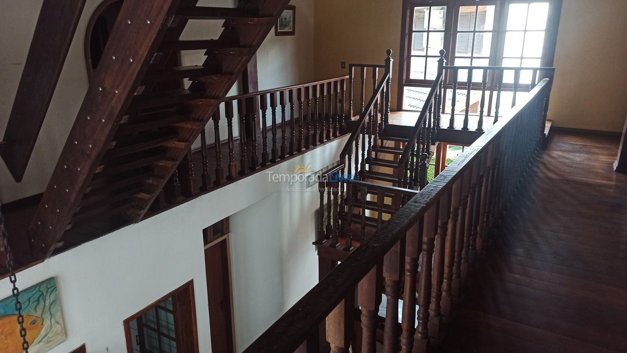 Casa para aluguel de temporada em Bertioga (Riviera de São Lourenço)