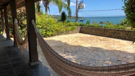 Casa Confortável com vista para o mar - Ilhabela