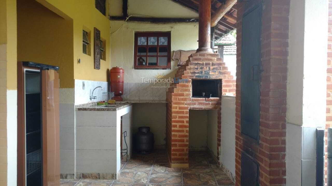 Chácara / sítio para aluguel de temporada em Santo Antônio do Aventureiro (Zona Rural)