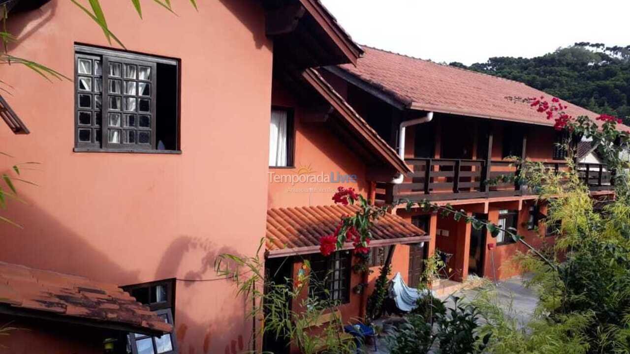 Casa para aluguel de temporada em Gramado (Vale das Colinas)