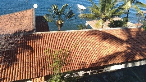 House in Angra dos Reis RJ by the sea