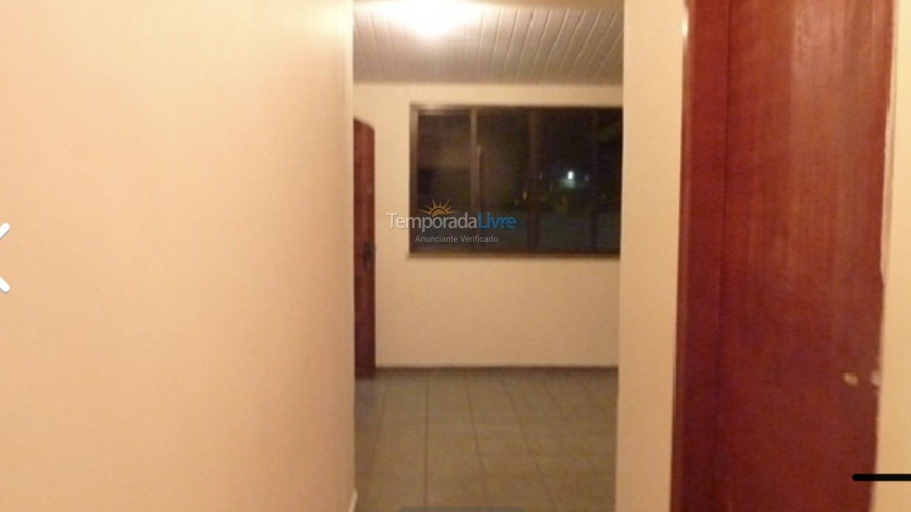 Apartamento para aluguel de temporada em Duque de Caxias (25 de Agosto)