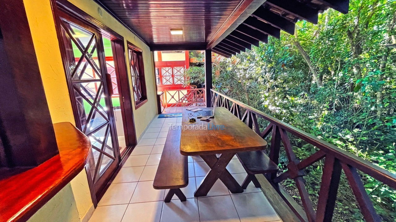 Apartment for vacation rental in São Sebastião (Maresias)
