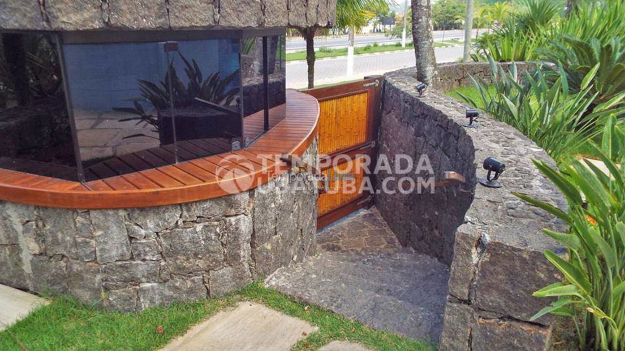 Apartment for vacation rental in Ubatuba (Praia Grande)