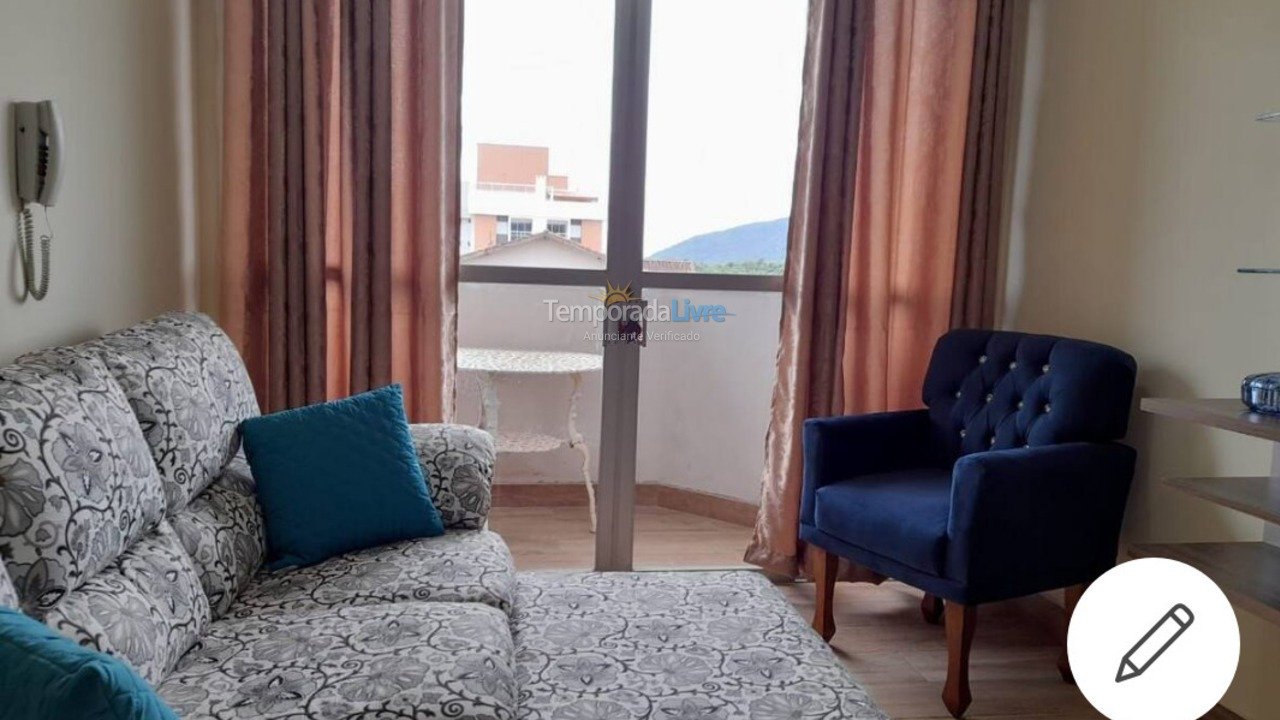 Apartment for vacation rental in Ubatuba (Centro)