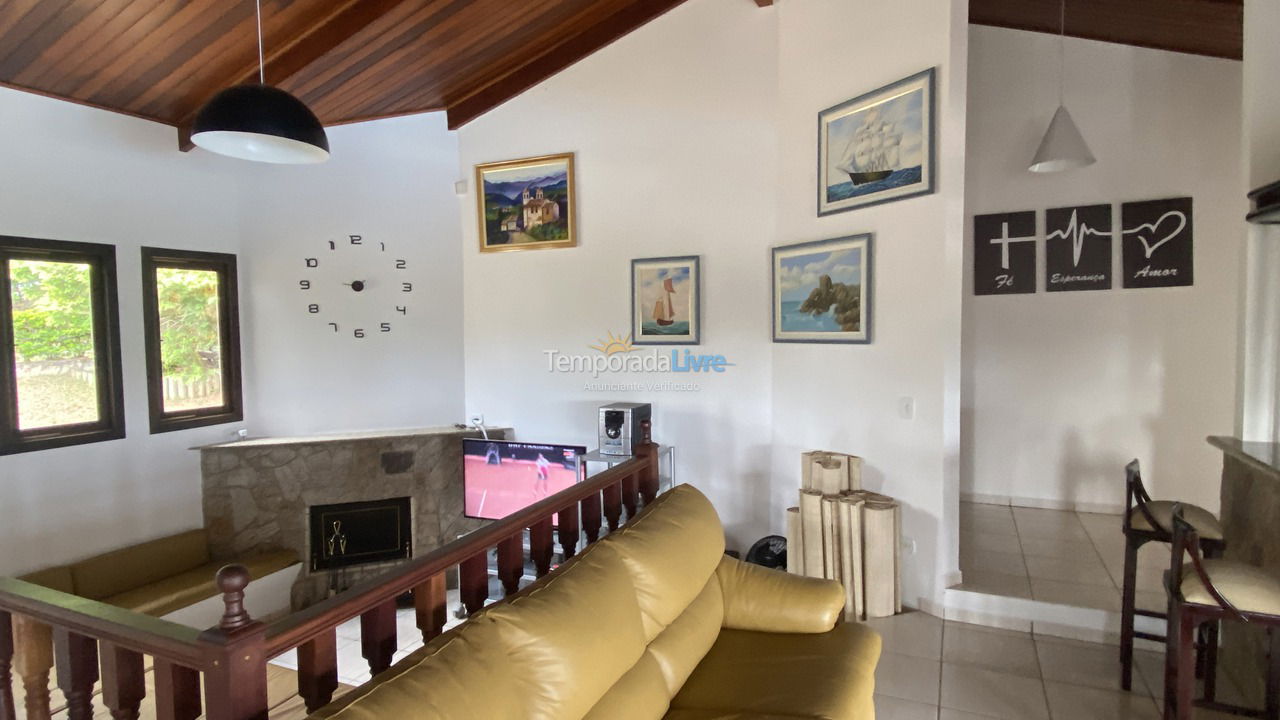 Casa para alquiler de vacaciones em Atibaia (Rio Abaixo)
