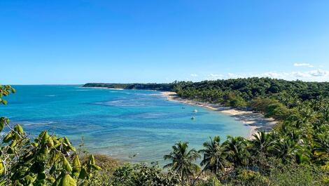 Praia do espelho é considerada uma das  melhores praias do brasil