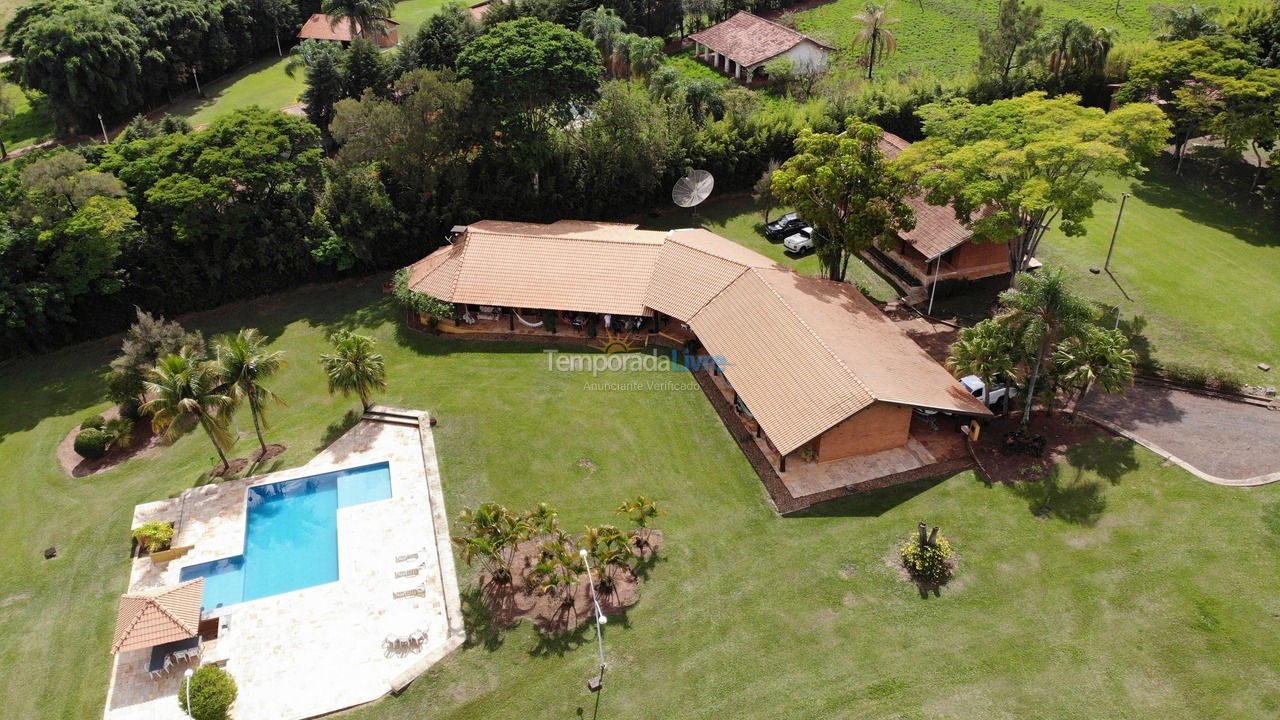 Casa para aluguel de temporada em Avaré (Represa)