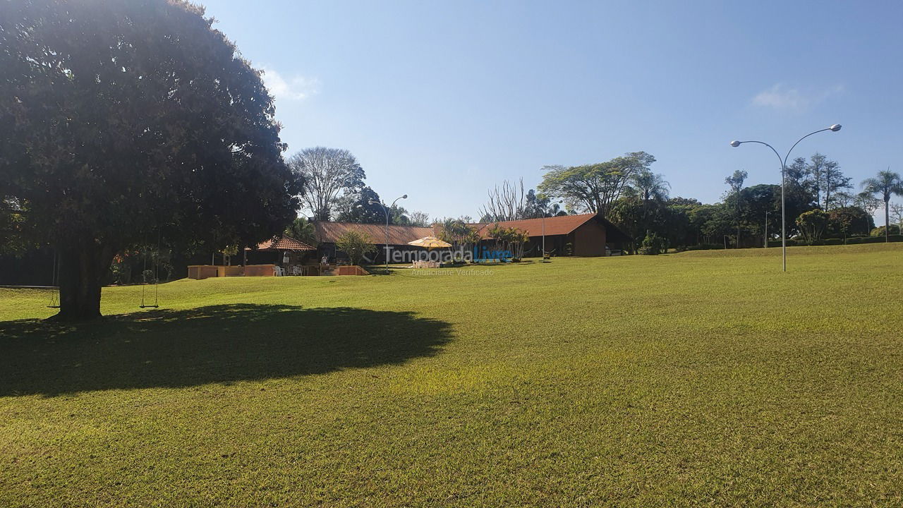 Casa para aluguel de temporada em Avaré (Represa)