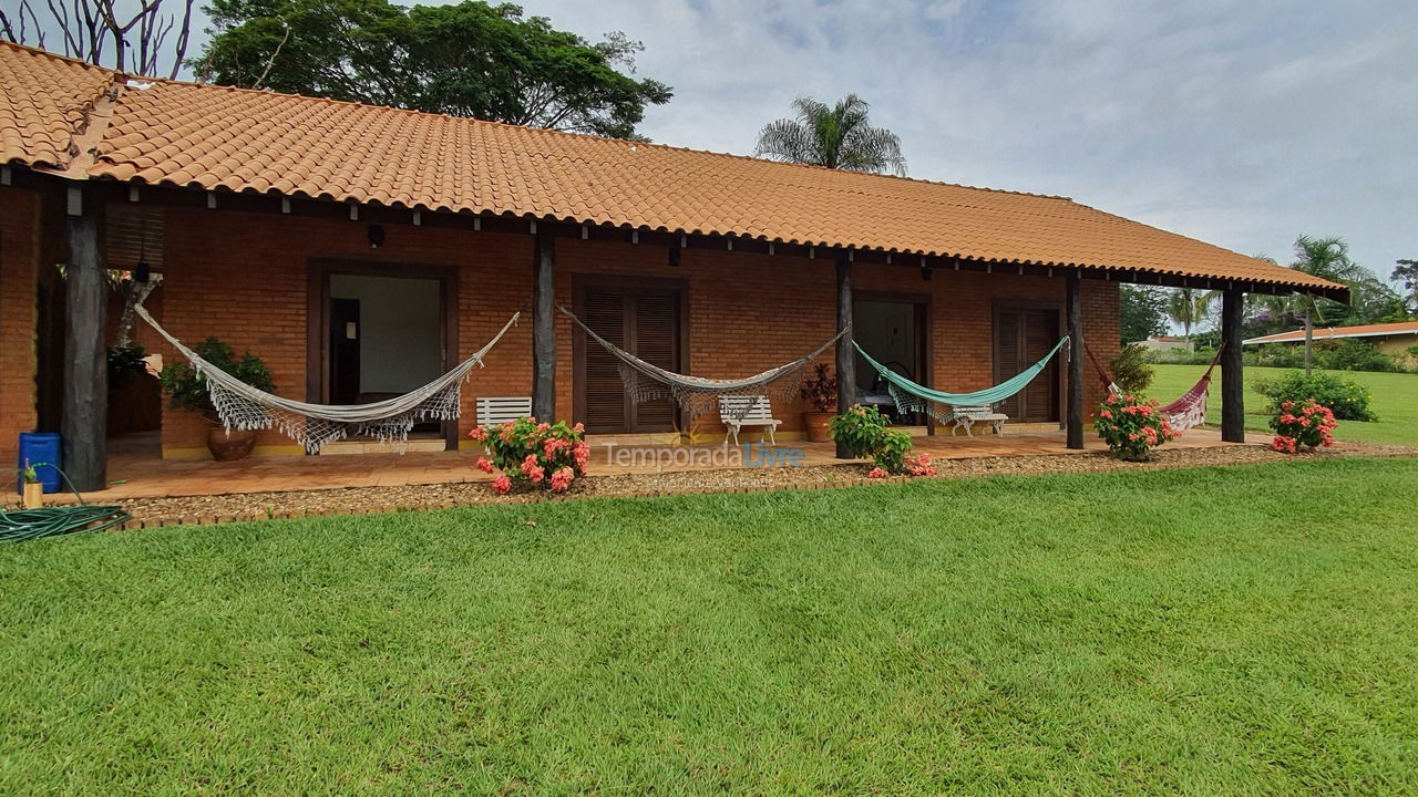 Casa para aluguel de temporada em Avaré (Represa)