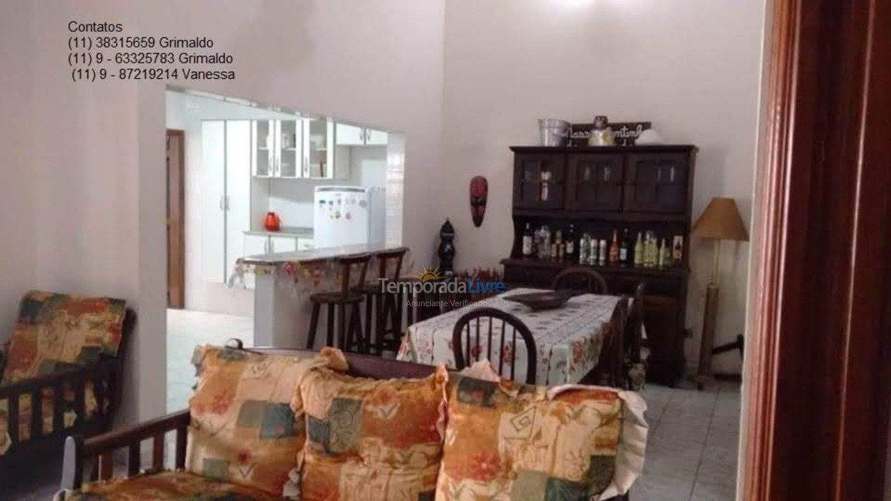 Casa para aluguel de temporada em Peruíbe (Jardim Imperador)