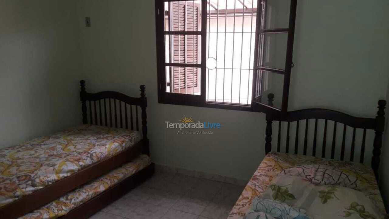 House for vacation rental in Peruíbe (Jardim Imperador)