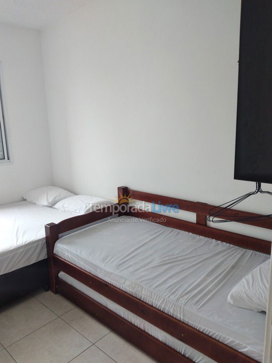 Apartamento para aluguel de temporada em Praia Grande (Ocian)