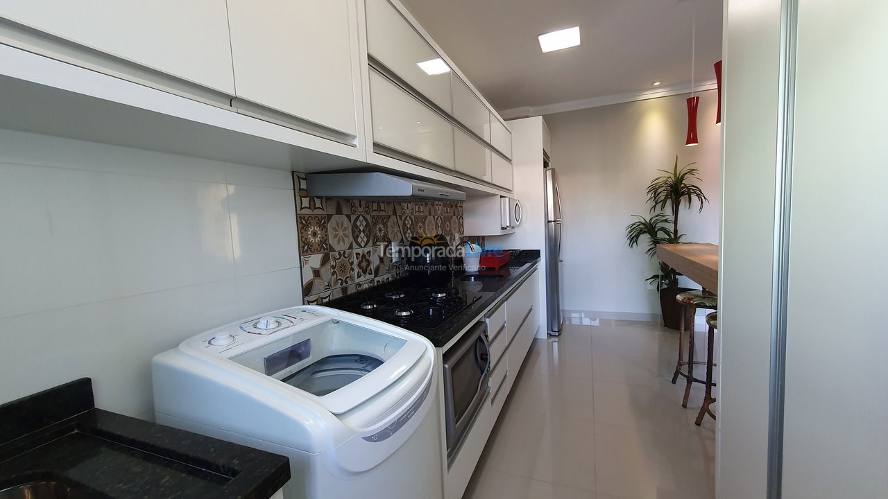 Apartment for vacation rental in Bombinhas (Praia de Bombinhas)