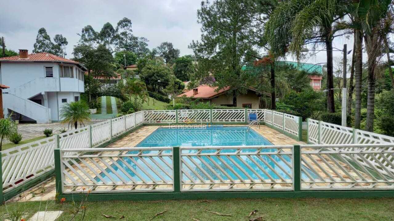 Granja para alquiler de vacaciones em Igaratá (Boa Vista)