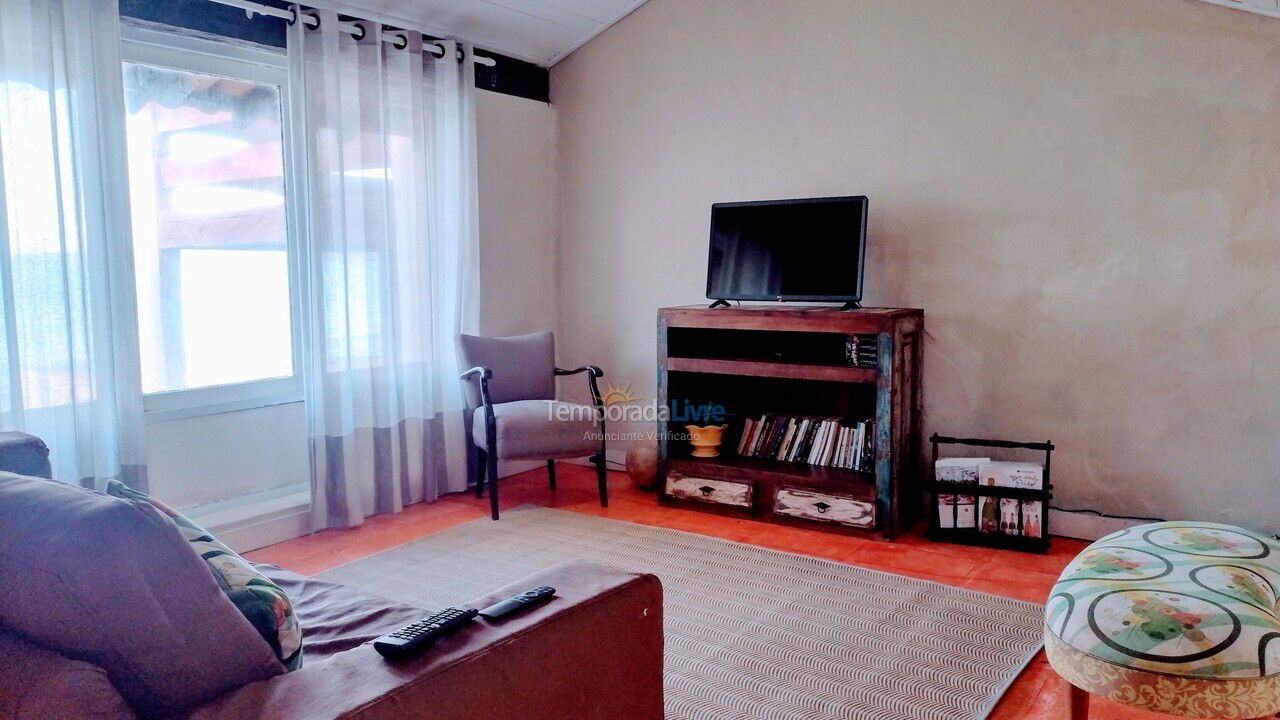 Casa para aluguel de temporada em Armação dos Búzios (Praia da Marina)