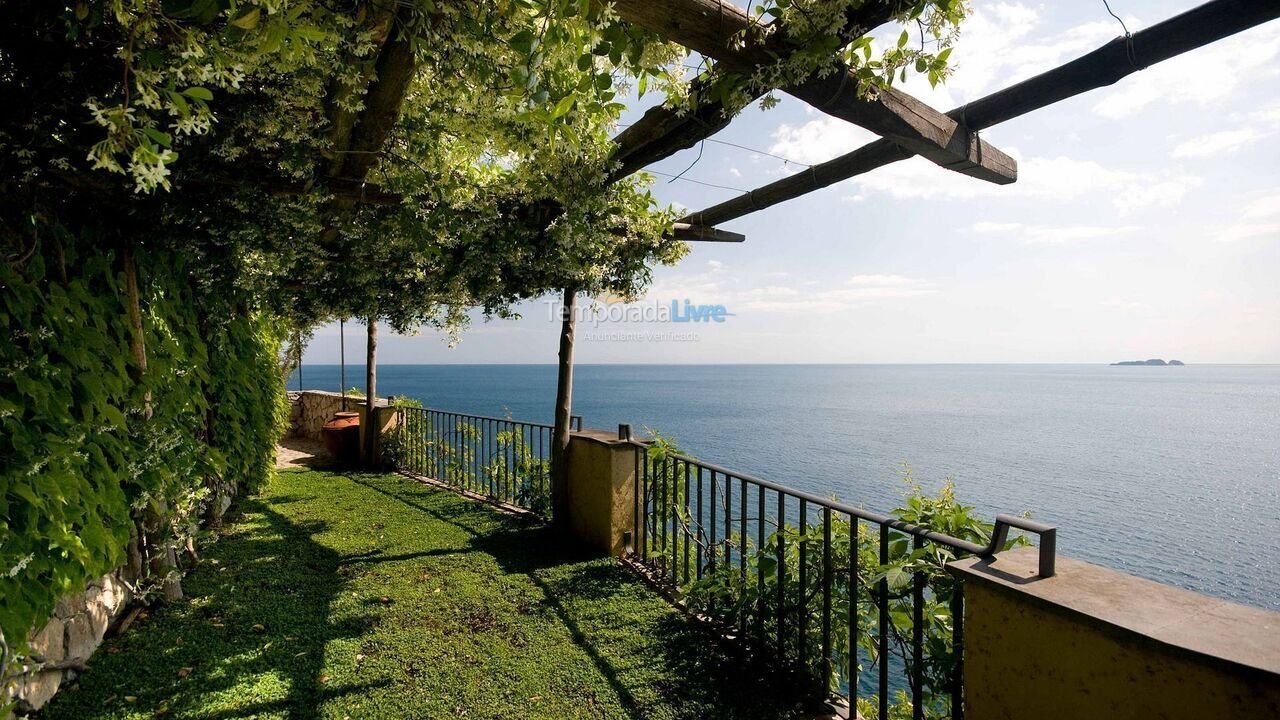 House for vacation rental in Campania